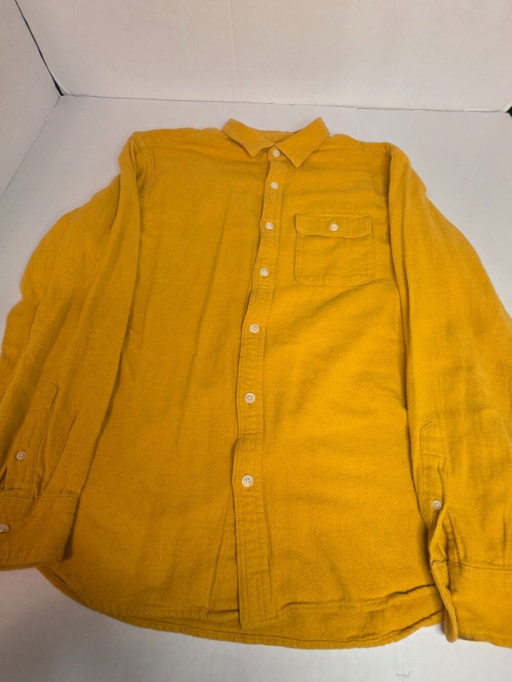 Old Navy Regular Fit Flannel Shirt Mens XL Mustard Yellow Long Sleeve Button Up